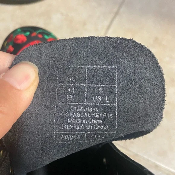 NWT Dr. Martens discontinued Pascal Hearts Sequin Combat Boot size 9 - Picture 10 of 10